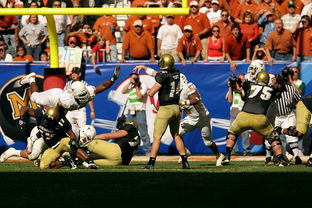 米兰体育正版平台-后场核心表现爆炸，球队依靠他找到赢球关键！，什么是后场球